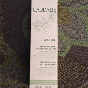 Caudalie skin perfecting mattifying fluid.